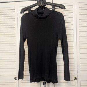 Andrea Jovine sz: M. Black, Long Sleeve Turtleneck